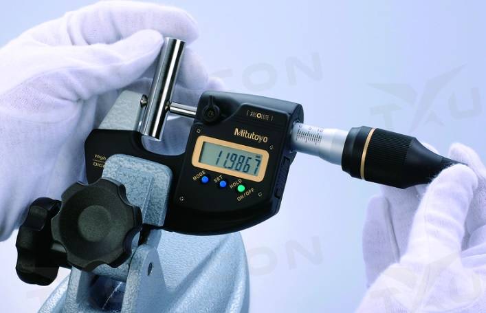 Digitálny mikrometer 0-25 mm vysoko presný, Mitutoyo